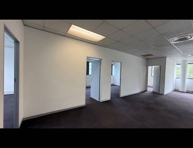 364M² OFFICE TO LET IN UMGENI BUSINESS PARK